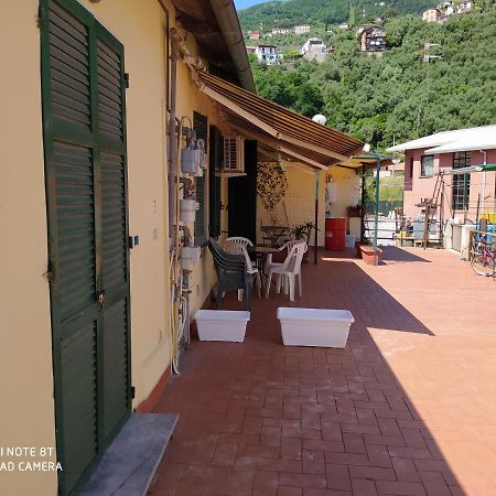 Casa Vacanza Oasi Tranquilla La Spezia Exterior foto
