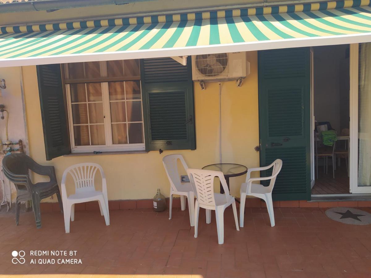 Casa Vacanza Oasi Tranquilla La Spezia Exterior foto